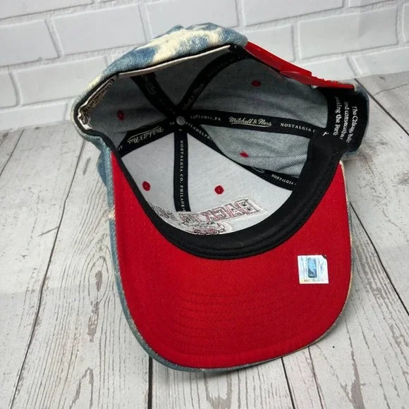 Chicago Bulls Back to Back Denim Acid Wash Mitchell & Ness Hat Snapback Cap Men